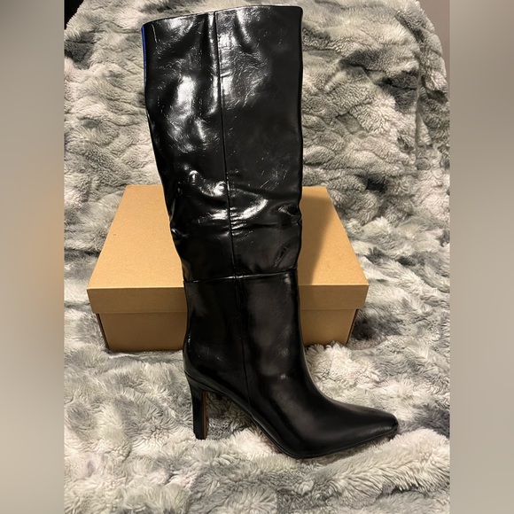 Elegant Black Knee-High Women's Boots Wide Calf - Picture 7 of 9